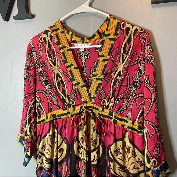 CAbi Silk Tunic Shirt Blouse Tie Waist V-neck 3/4 Sleeve  Womens Small Boho - Picture 2 of 11